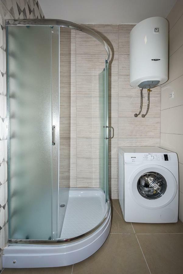 Adria Lux Apartmens 2 Sveti Stefan Εξωτερικό φωτογραφία